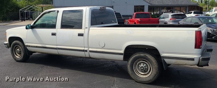 image for item MJ9401 2000 Chevrolet C3500  Crew Cab pickup truck