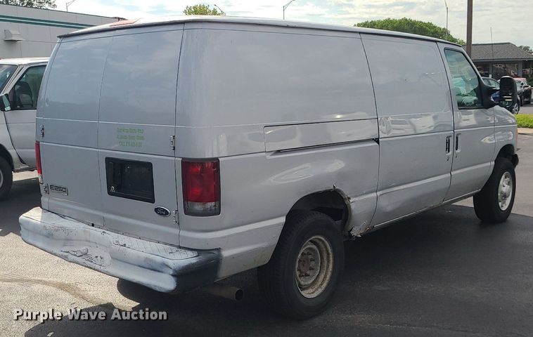 image for item MJ9403 2007 Ford E250 Super Duty  van