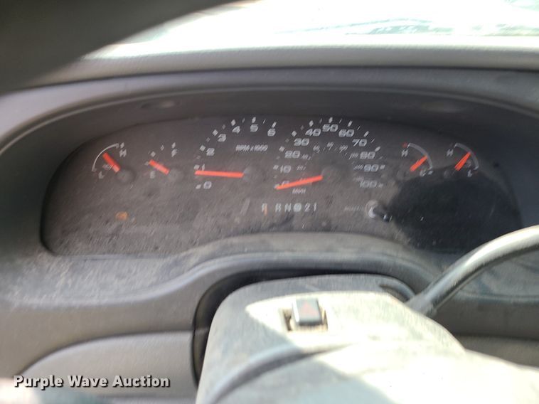 image for item MJ9403 2007 Ford E250 Super Duty  van