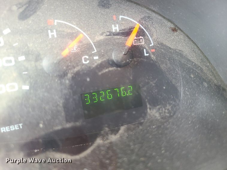 image for item MJ9403 2007 Ford E250 Super Duty  van