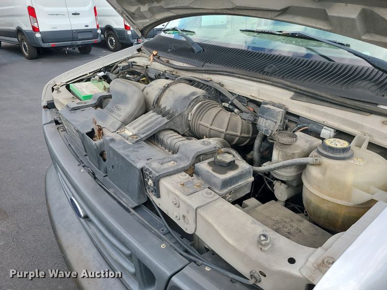 image for item MJ9403 2007 Ford E250 Super Duty  van