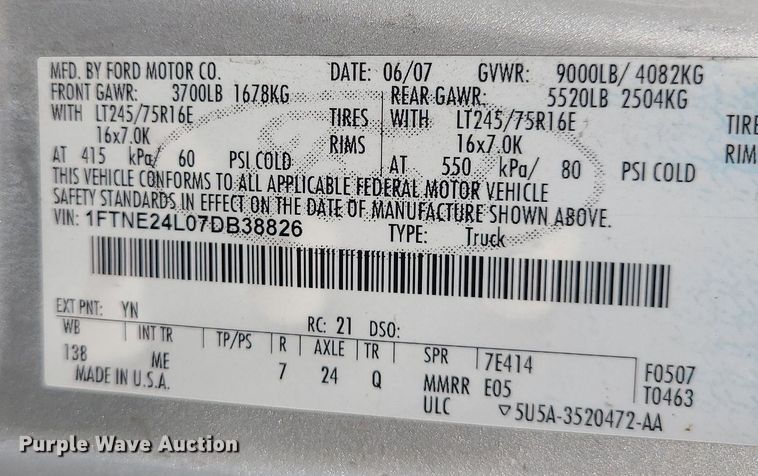 image for item MJ9403 2007 Ford E250 Super Duty  van