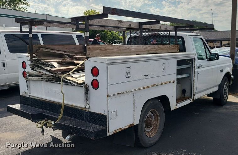 image for item MJ9404 1995 Ford F250  utility bed pickup truck