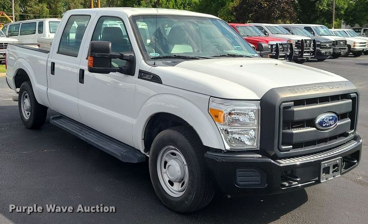 image for item MJ9406 2014 Ford F250 Super Duty  Crew Cab pickup truck