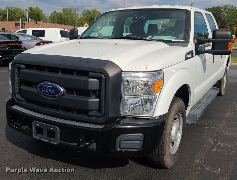 image for item MJ9406 2014 Ford F250 Super Duty  Crew Cab pickup truck