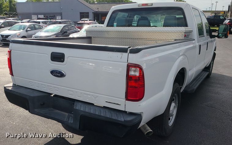 image for item MJ9406 2014 Ford F250 Super Duty  Crew Cab pickup truck