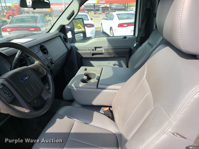 image for item MJ9406 2014 Ford F250 Super Duty  Crew Cab pickup truck