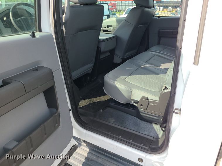 image for item MJ9406 2014 Ford F250 Super Duty  Crew Cab pickup truck