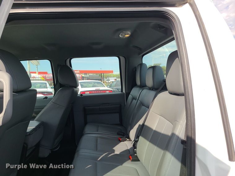 image for item MJ9406 2014 Ford F250 Super Duty  Crew Cab pickup truck