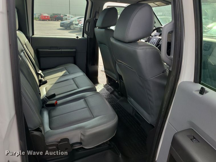 image for item MJ9406 2014 Ford F250 Super Duty  Crew Cab pickup truck