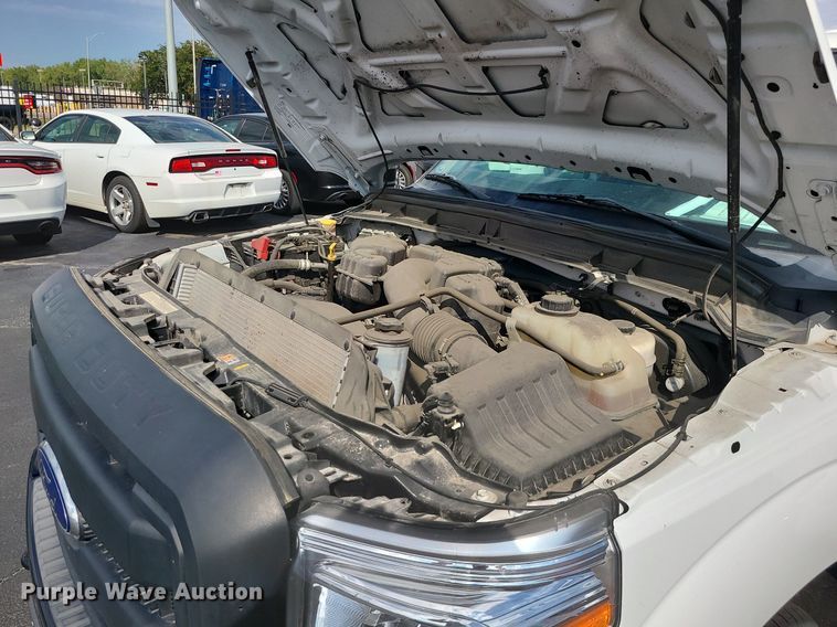 image for item MJ9406 2014 Ford F250 Super Duty  Crew Cab pickup truck