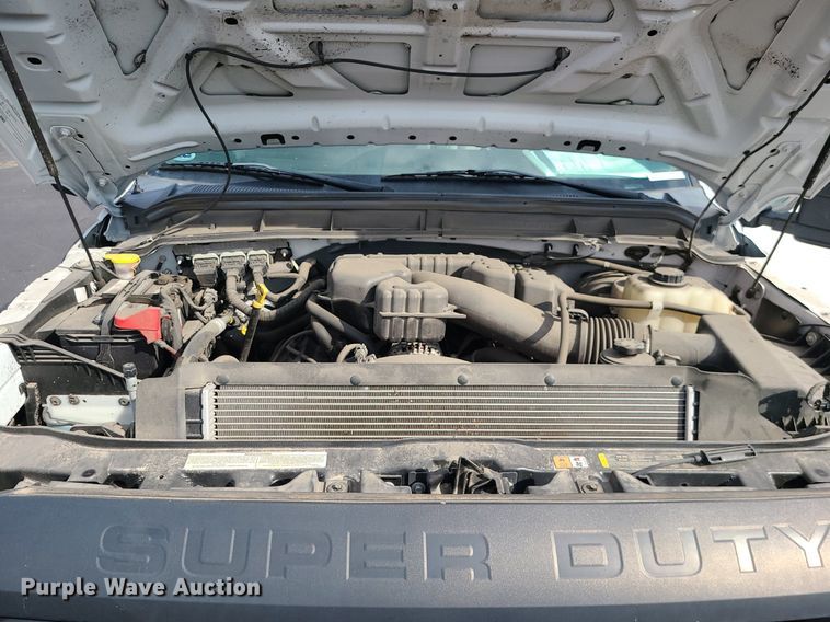 image for item MJ9406 2014 Ford F250 Super Duty  Crew Cab pickup truck