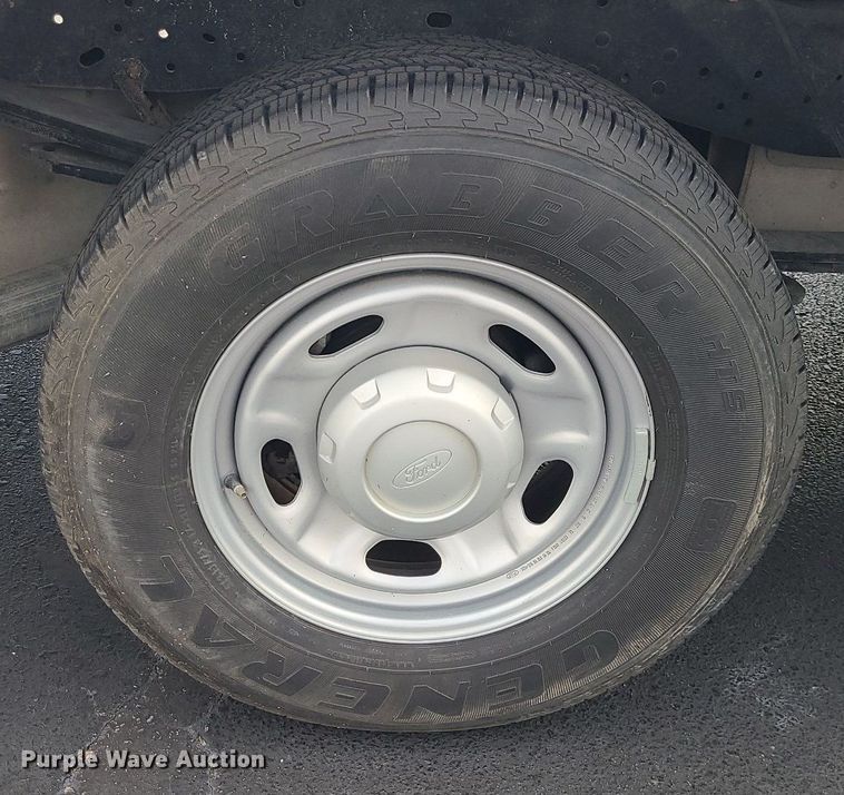 image for item MJ9406 2014 Ford F250 Super Duty  Crew Cab pickup truck