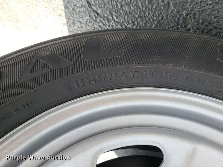 image for item MJ9406 2014 Ford F250 Super Duty  Crew Cab pickup truck