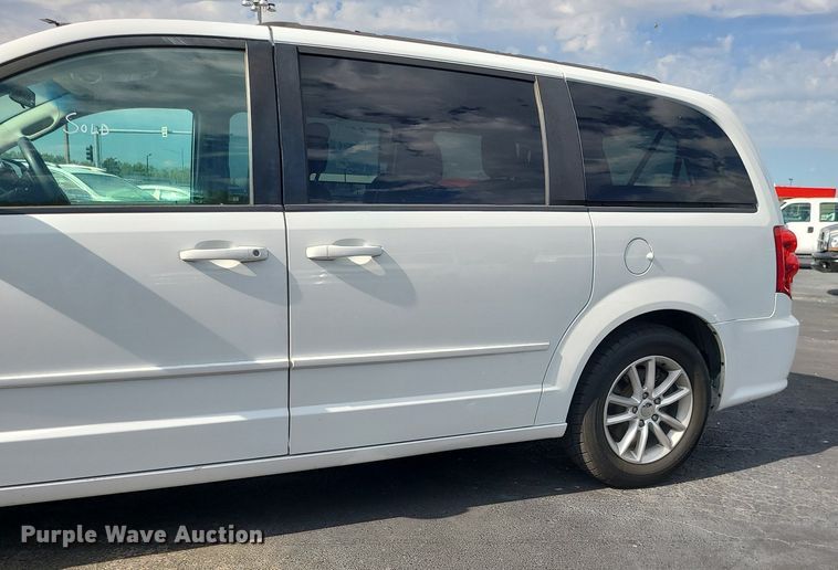 image for item MJ9407 2016 Dodge Grand Caravan  van
