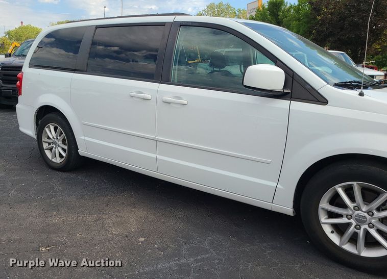 image for item MJ9407 2016 Dodge Grand Caravan  van