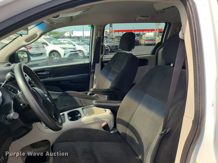 image for item MJ9407 2016 Dodge Grand Caravan  van