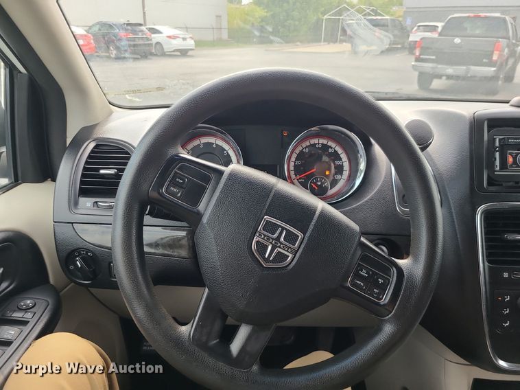 image for item MJ9407 2016 Dodge Grand Caravan  van