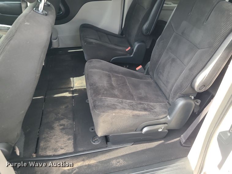 image for item MJ9407 2016 Dodge Grand Caravan  van