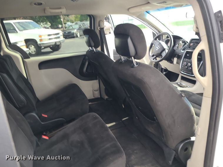 image for item MJ9407 2016 Dodge Grand Caravan  van