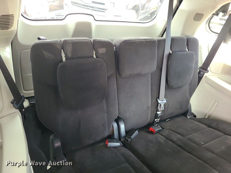 image for item MJ9407 2016 Dodge Grand Caravan  van