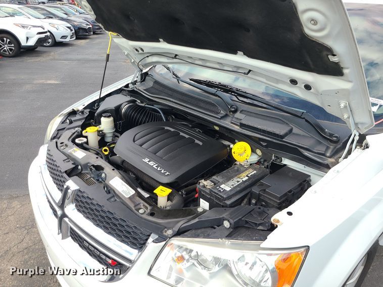 image for item MJ9407 2016 Dodge Grand Caravan  van