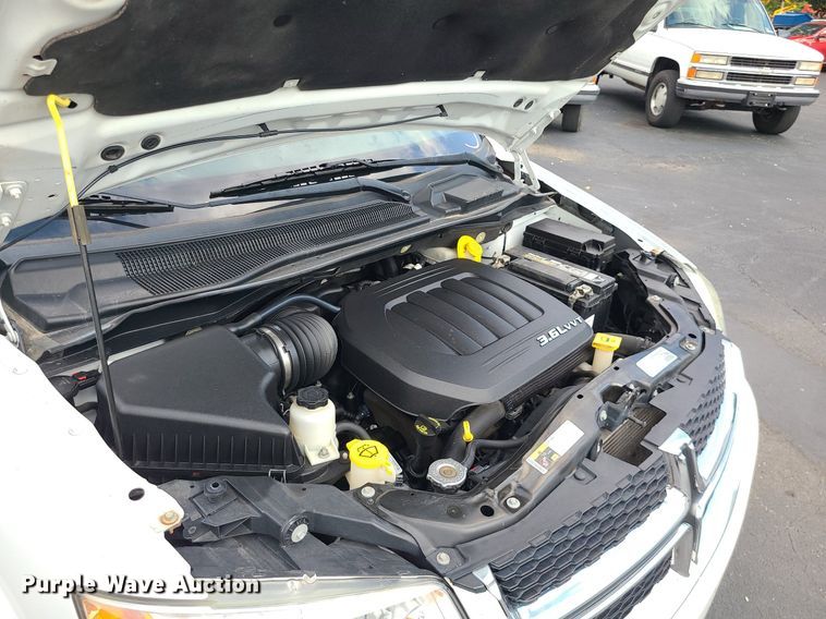 image for item MJ9407 2016 Dodge Grand Caravan  van