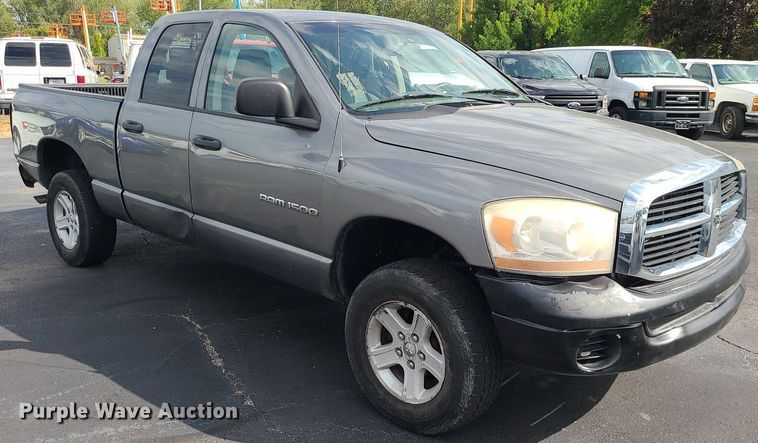 image for item MJ9408 2006 Dodge Ram 1500  Quad Cab pickup truck