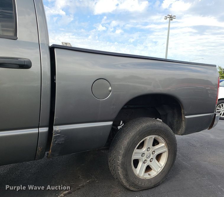 image for item MJ9408 2006 Dodge Ram 1500  Quad Cab pickup truck