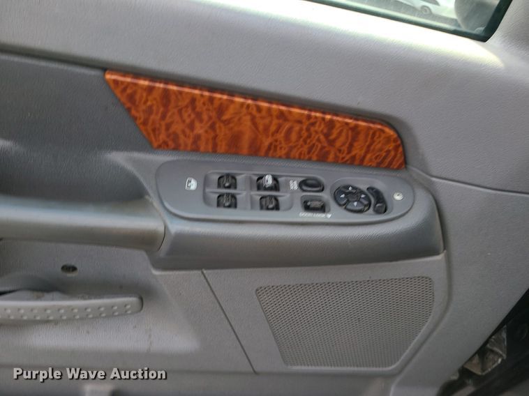 image for item MJ9408 2006 Dodge Ram 1500  Quad Cab pickup truck