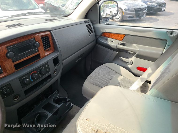 image for item MJ9408 2006 Dodge Ram 1500  Quad Cab pickup truck