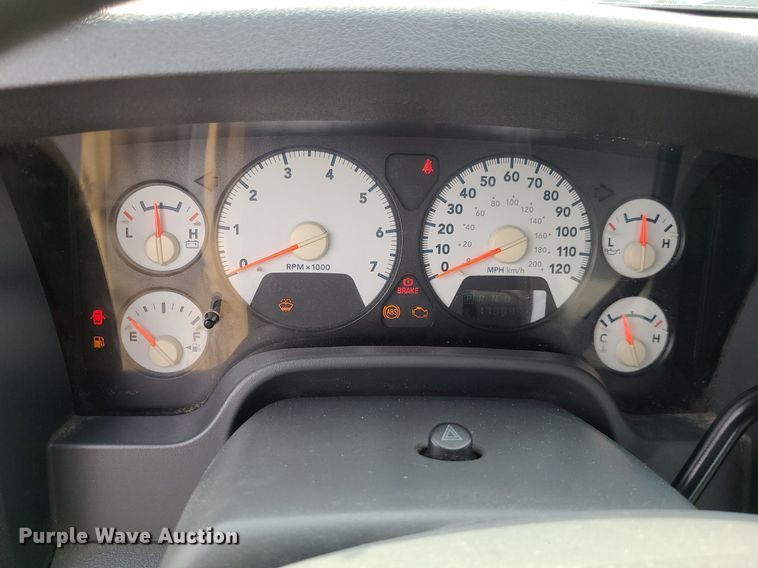 image for item MJ9408 2006 Dodge Ram 1500  Quad Cab pickup truck