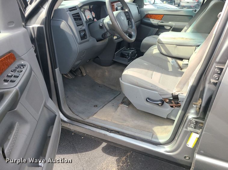 image for item MJ9408 2006 Dodge Ram 1500  Quad Cab pickup truck