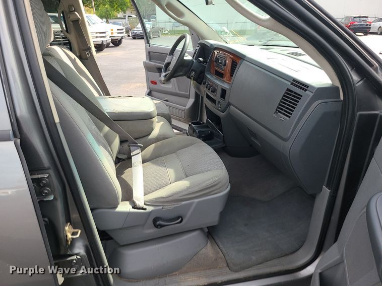 image for item MJ9408 2006 Dodge Ram 1500  Quad Cab pickup truck