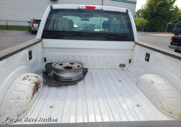 image for item MJ9409 2017 Ford F250 Super Duty XL  SuperCab pickup truck