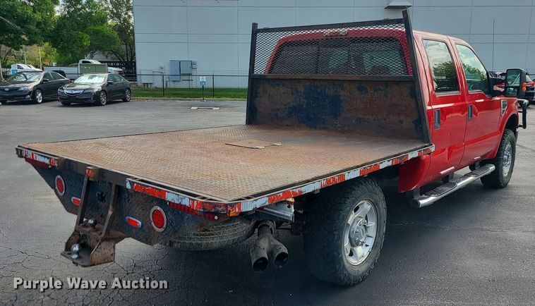 image for item MJ9410 2010 Ford F250 Super Duty  Crew Cab flatbed pickup truck