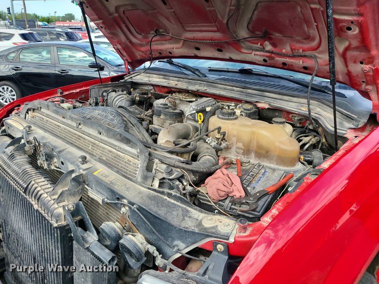 image for item MJ9410 2010 Ford F250 Super Duty  Crew Cab flatbed pickup truck