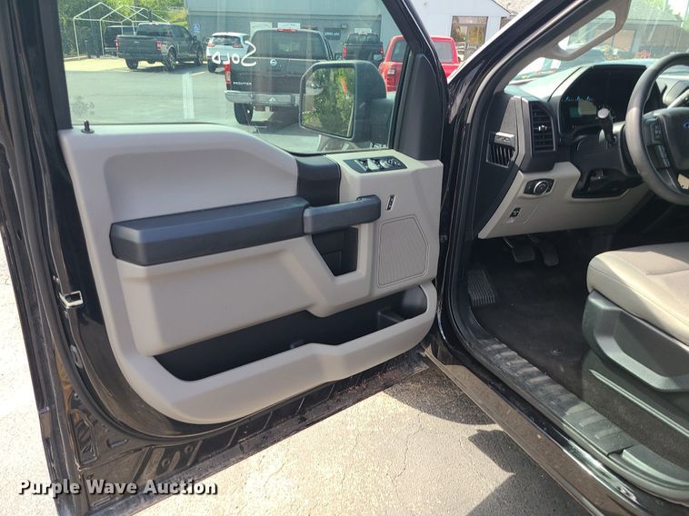 image for item MJ9411 2019 Ford F150  SuperCrew pickup truck