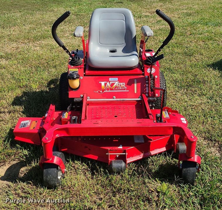 image for item MJ9418 Country Clipper Jazee SR205  ZTR lawn mower