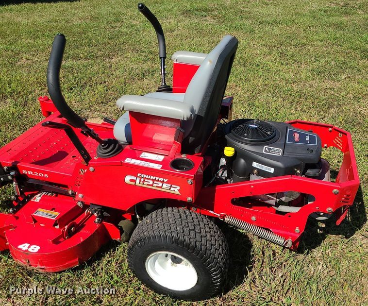 image for item MJ9418 Country Clipper Jazee SR205  ZTR lawn mower
