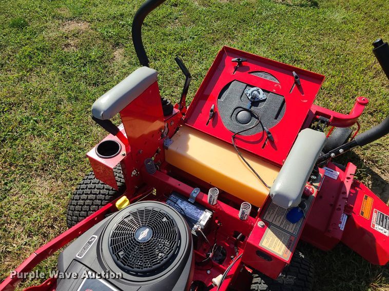 image for item MJ9418 Country Clipper Jazee SR205  ZTR lawn mower