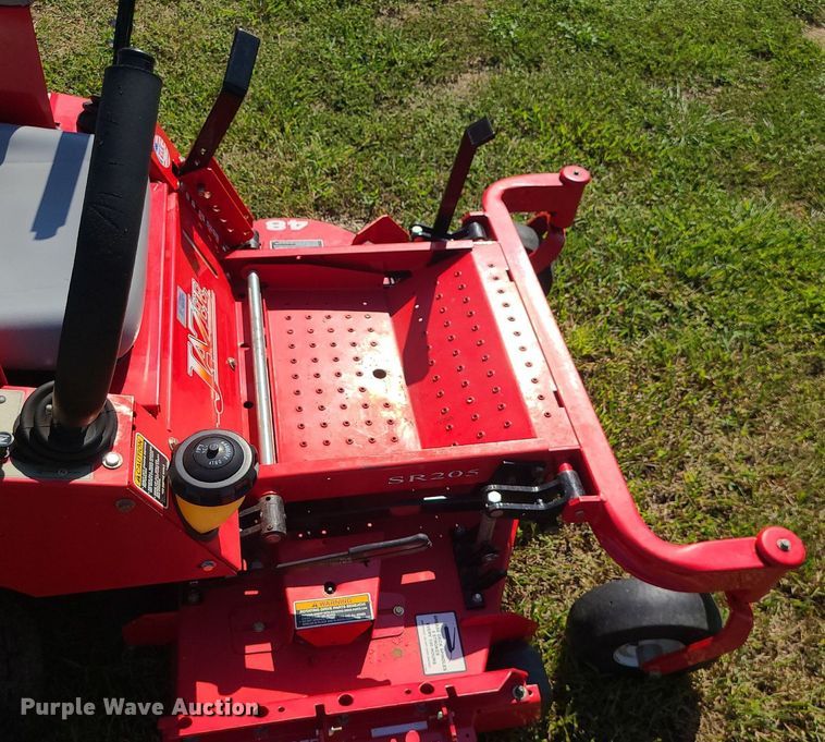 image for item MJ9418 Country Clipper Jazee SR205  ZTR lawn mower