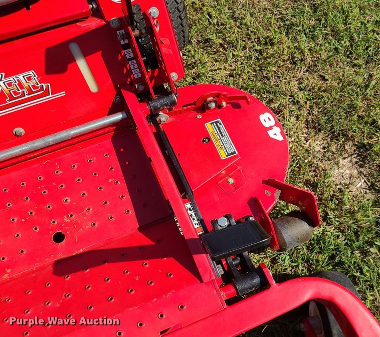 image for item MJ9418 Country Clipper Jazee SR205  ZTR lawn mower