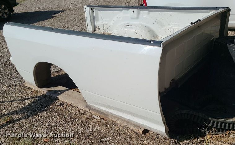 image for item MJ9428 Dodge Ram  8' pickup bed