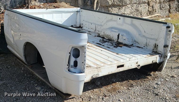 image for item MJ9428 Dodge Ram  8' pickup bed
