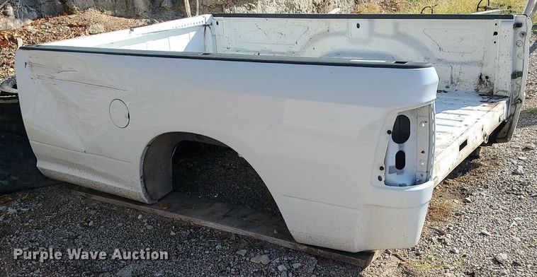 image for item MJ9428 Dodge Ram  8' pickup bed