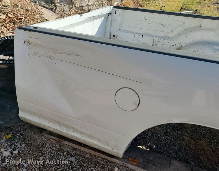 image for item MJ9428 Dodge Ram  8' pickup bed