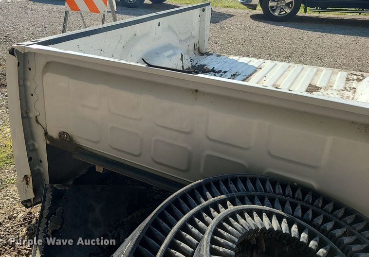 image for item MJ9428 Dodge Ram  8' pickup bed