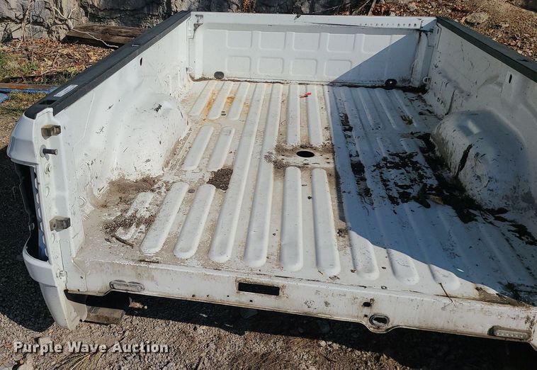 image for item MJ9428 Dodge Ram  8' pickup bed
