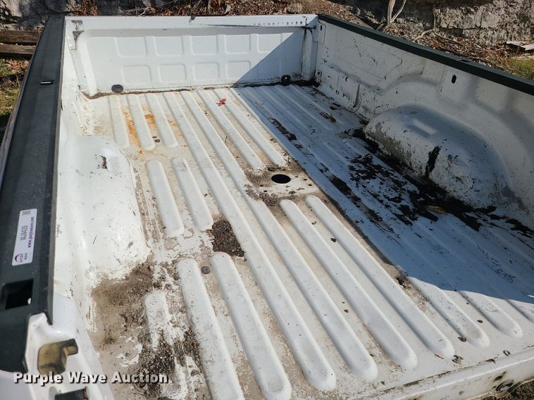 image for item MJ9428 Dodge Ram  8' pickup bed